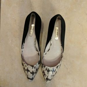 New high heel shoes with snake skin leather upper